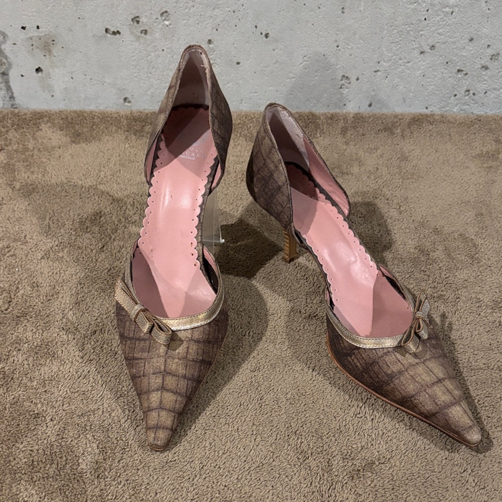 Ursula Mascaro Pointed-Toe D'Orsay Heels with Decorative Heel - Size 39.5 Euro